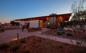 Best Friends Roadhouse And Mercantile